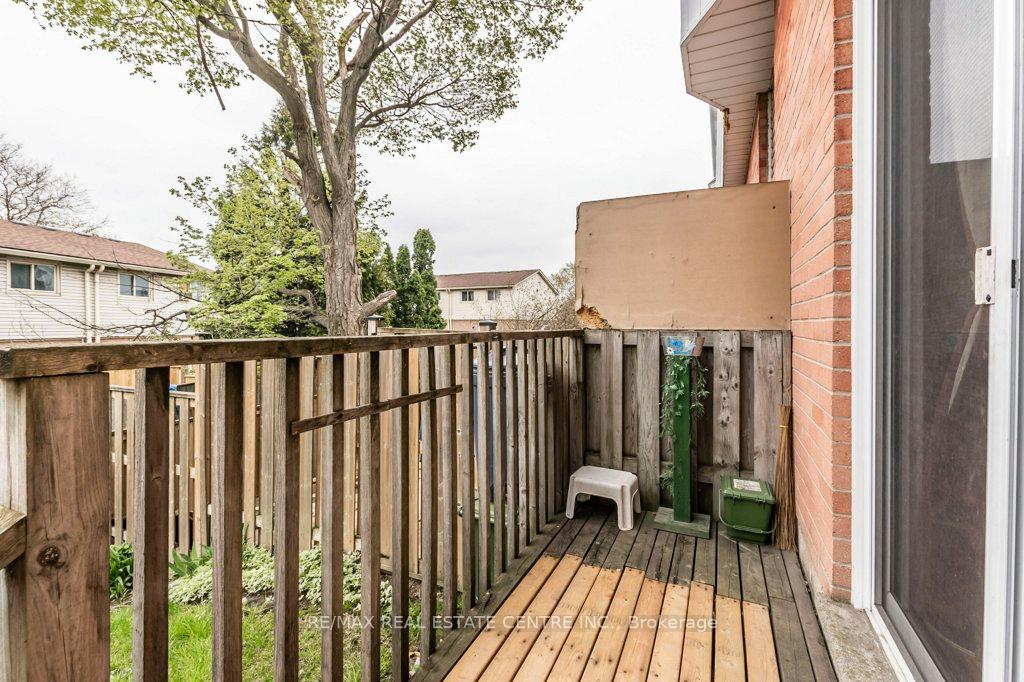 Photo 32 of Unit 5, 1255 Upper Gage Avenue, Hamilton, Quinndale — HOMEH