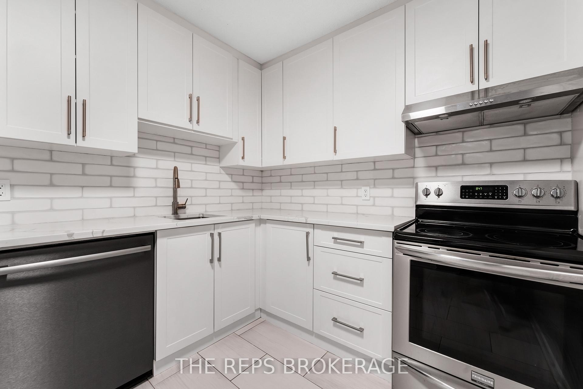 Photo 4 of Unit 2001, 900 Dynes Road, Ottawa, Carleton Square — HOMEH