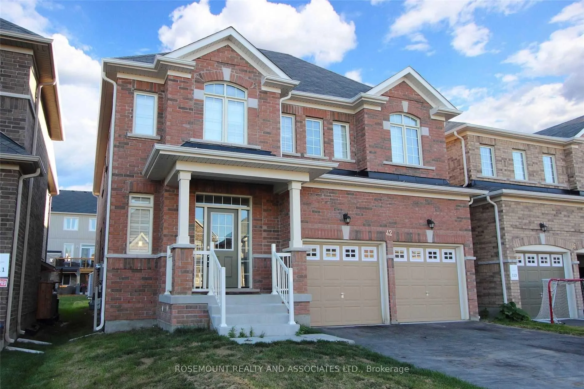 Photo 1 of 42 Barchard Street, Clarington, Newcastle — HOMEH