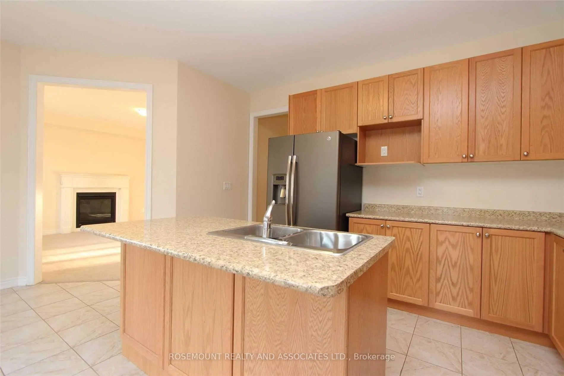 Photo 6 of 42 Barchard Street, Clarington, Newcastle — HOMEH
