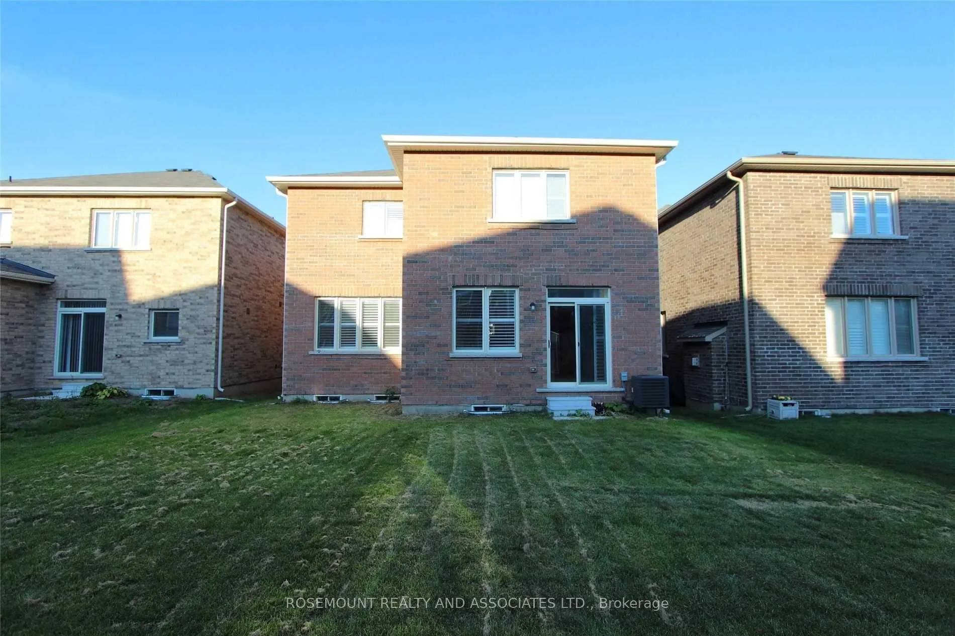 Photo 18 of 42 Barchard Street, Clarington, Newcastle — HOMEH