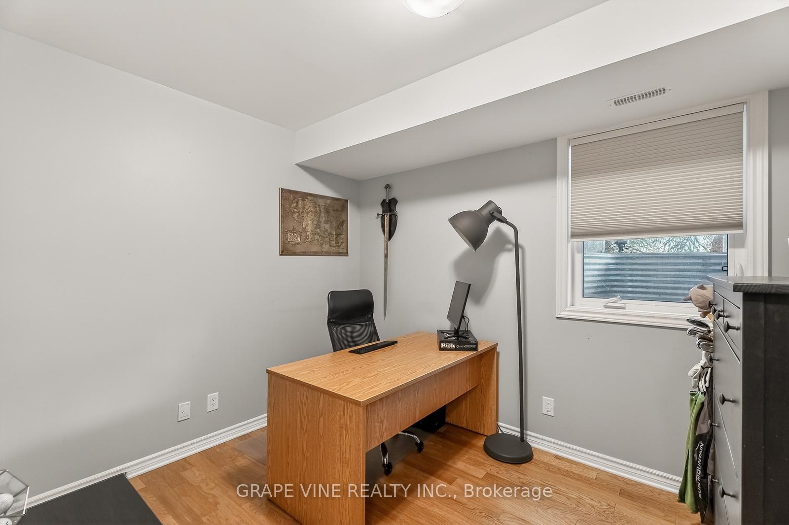 Photo 25 of Unit D, 310 Everest Private, Ottawa, Elmvale Acres — HOMEH