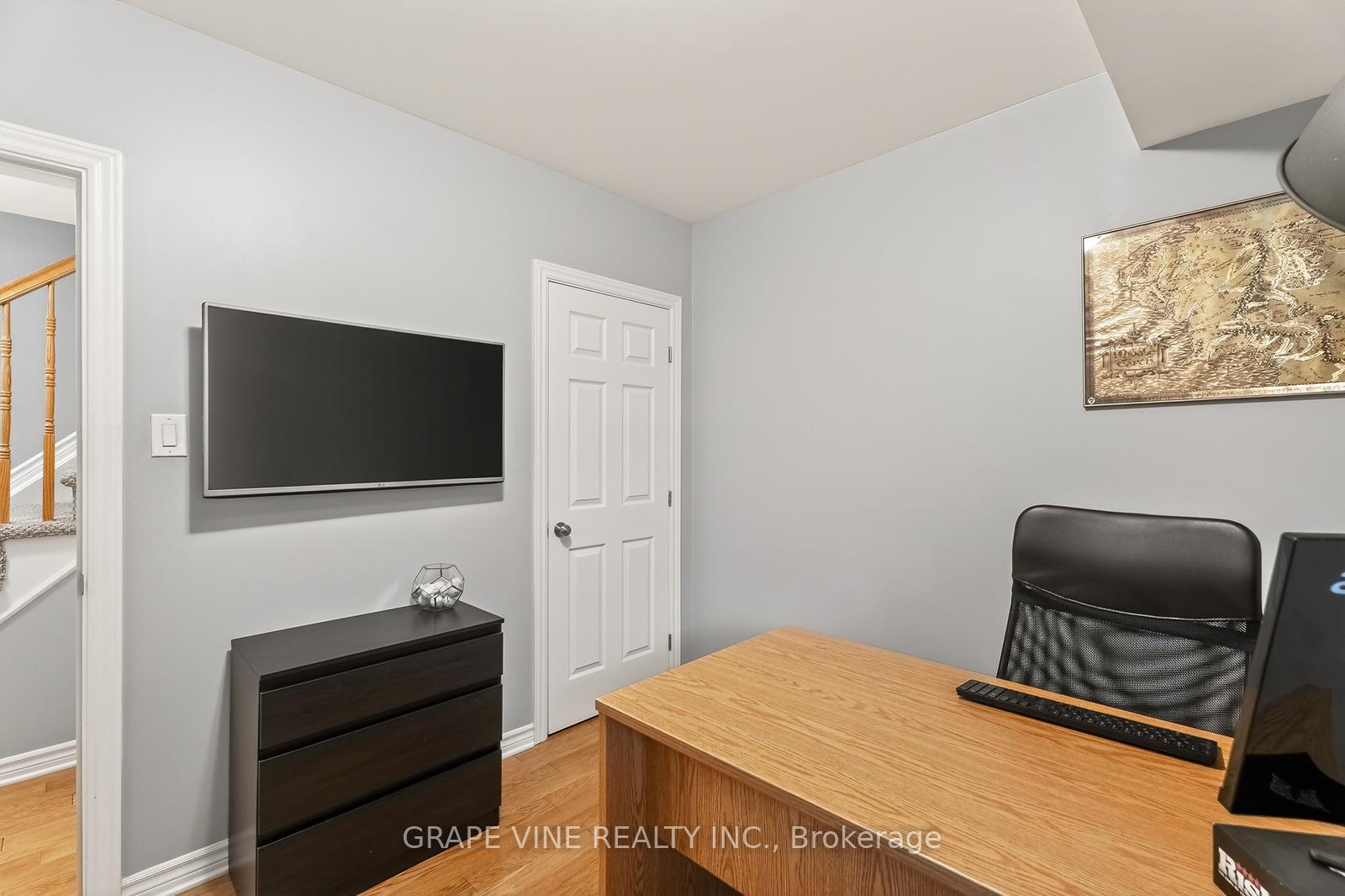 Photo 26 of Unit D, 310 Everest Private, Ottawa, Elmvale Acres — HOMEH
