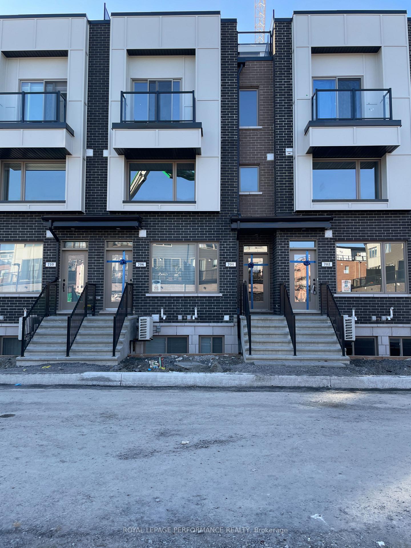 Photo 1 of Unit 18, 704 Kizis Private, Ottawa, CFB Rockcliffe and Area — HOMEH