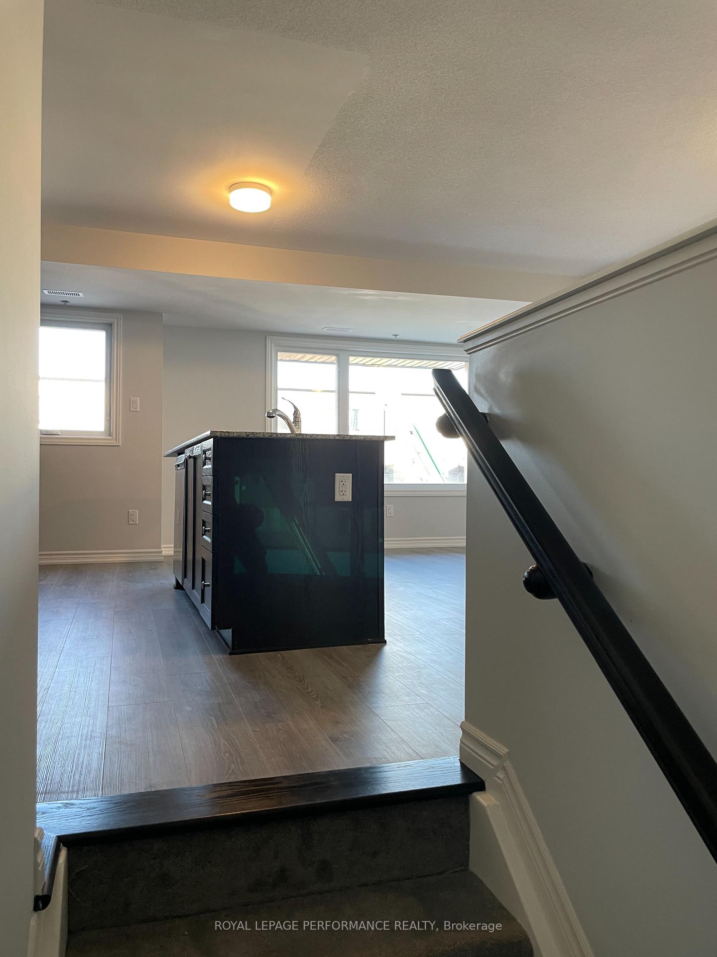 Photo 3 of Unit 18, 704 Kizis Private, Ottawa, CFB Rockcliffe and Area — HOMEH