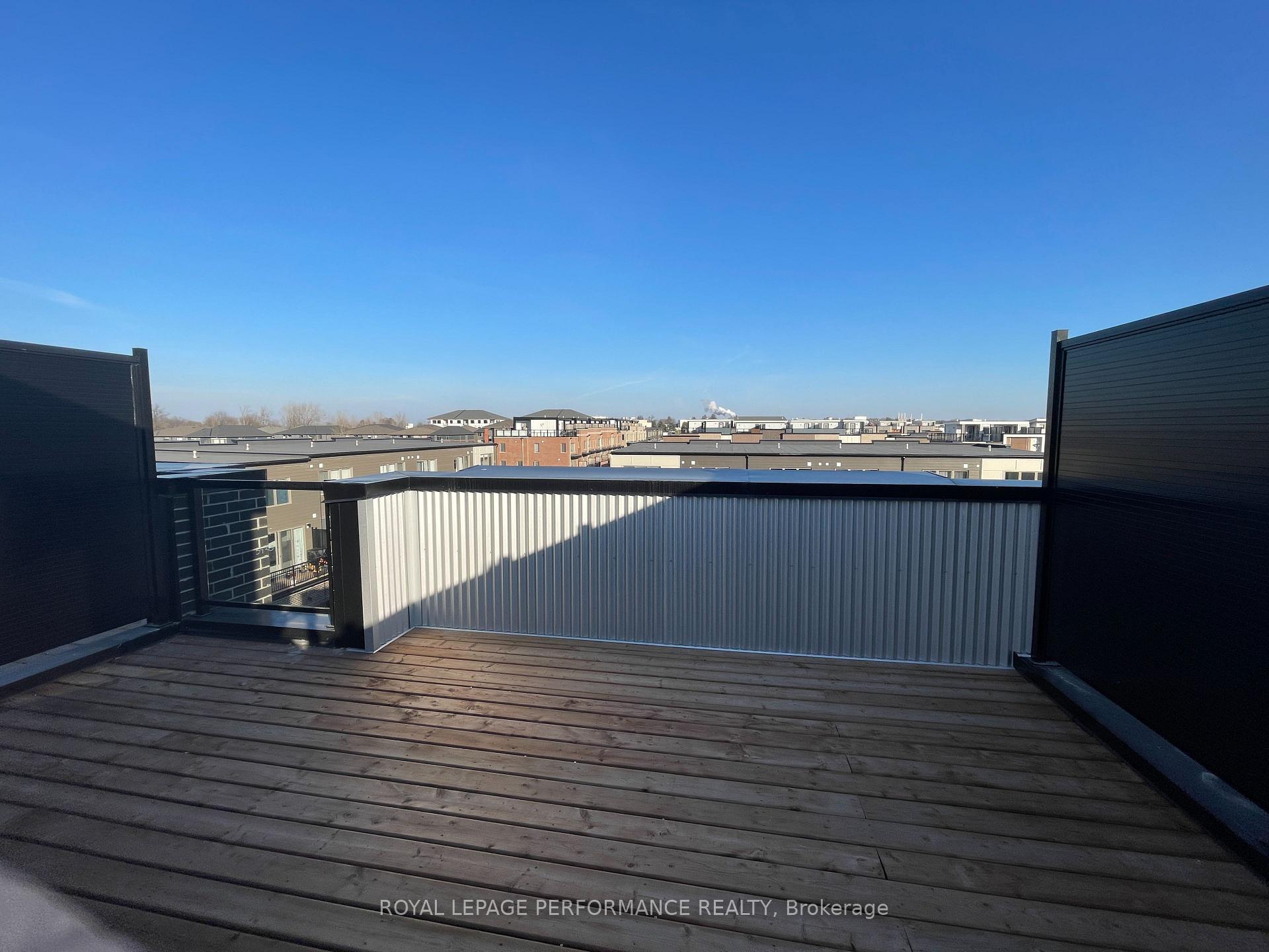 Photo 16 of Unit 18, 704 Kizis Private, Ottawa, CFB Rockcliffe and Area — HOMEH