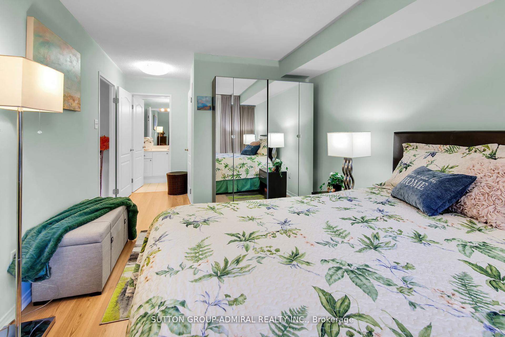 Photo 14 of Unit 317, 11 Townsgate Drive, Vaughan, Crestwood-Springfarm-Yorkhill — HOMEH