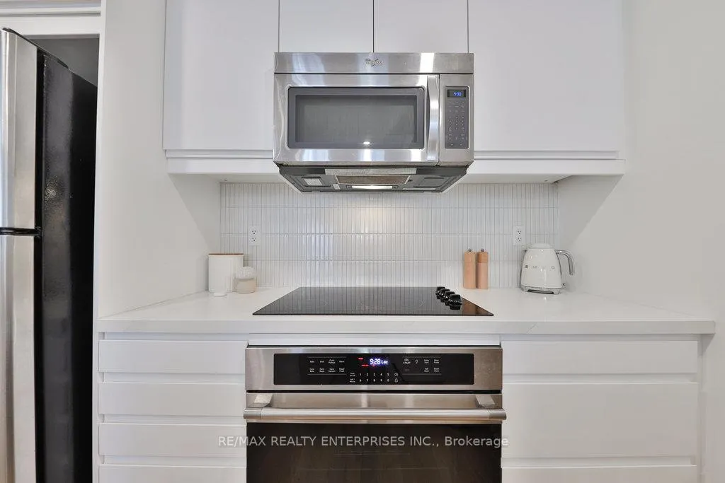 Photo 9 of Unit 71, 130 Twenty Fourth Street, Etobicoke, Long Branch — HOMEH