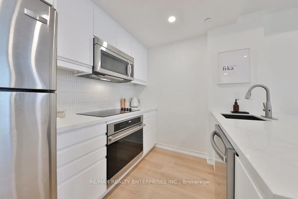 Photo 10 of Unit 71, 130 Twenty Fourth Street, Etobicoke, Long Branch — HOMEH