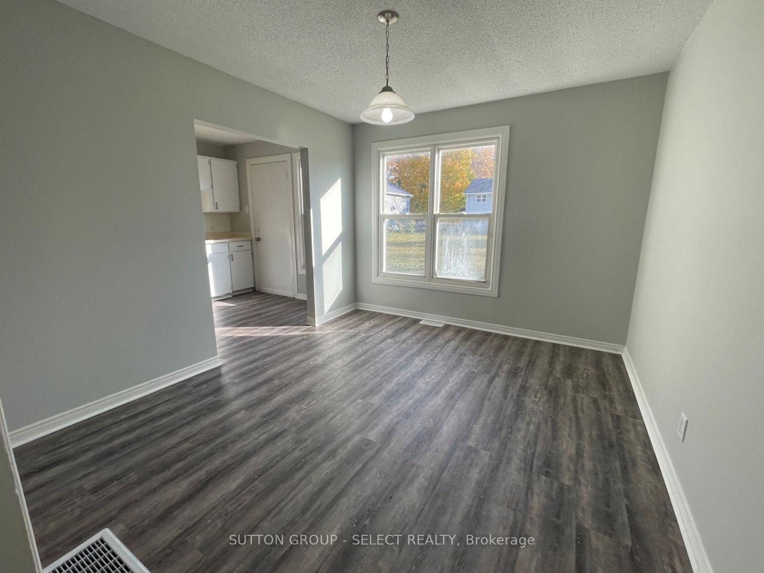 Photo 5 of 14 St Charles Street, Huron East, Vanastra — HOMEH
