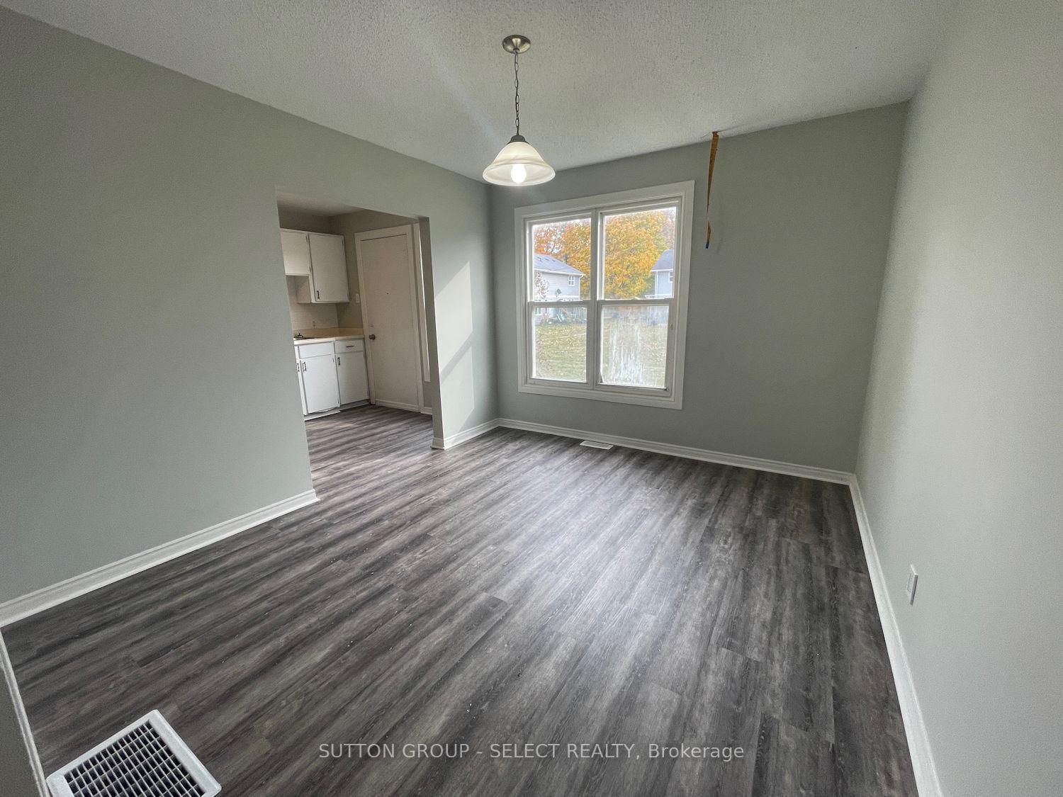 Photo 7 of 14 St Charles Street, Huron East, Vanastra — HOMEH