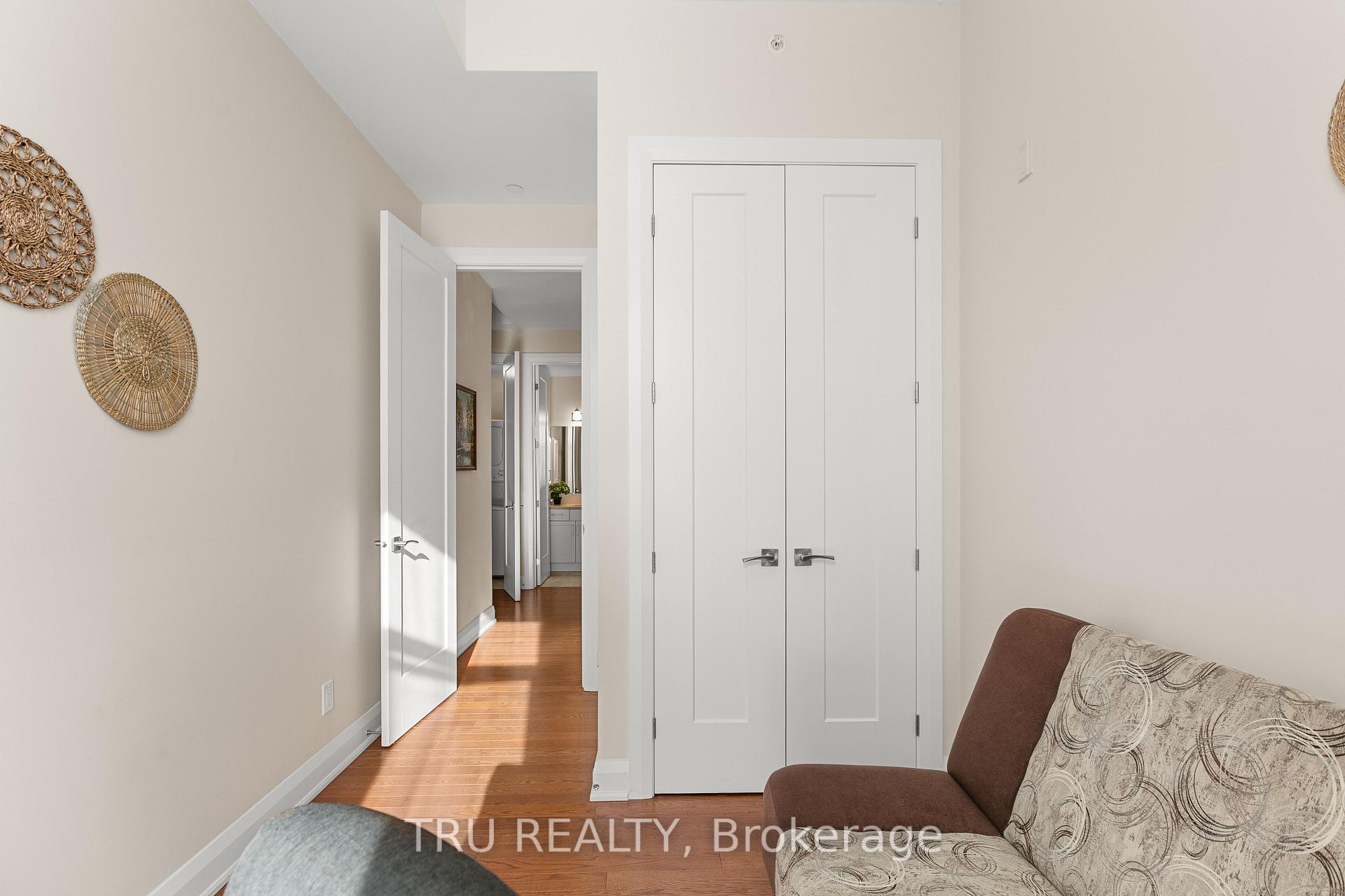 Photo 11 of Unit 201, 120 Cortile Private, Ottawa, Riverside South/Gloucester Glen — HOMEH
