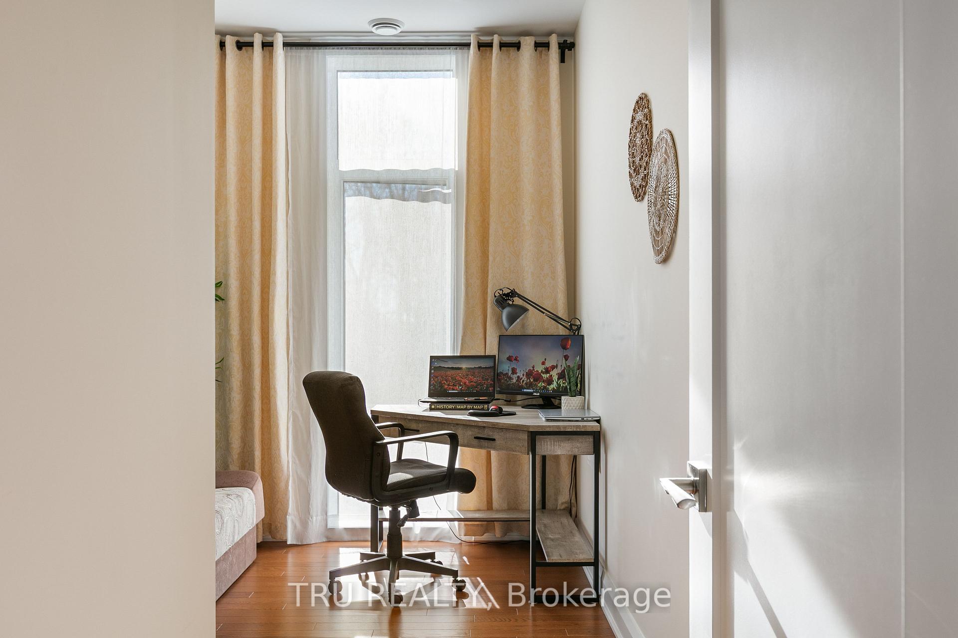 Photo 12 of Unit 201, 120 Cortile Private, Ottawa, Riverside South/Gloucester Glen — HOMEH