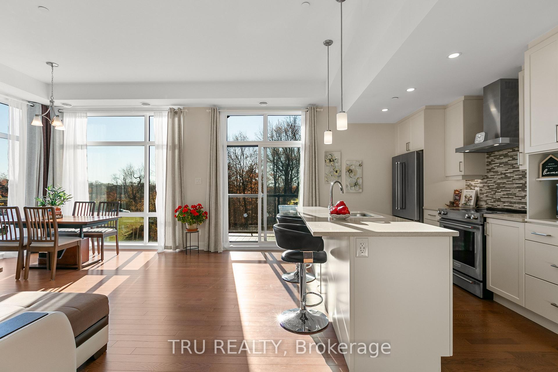 Photo 17 of Unit 201, 120 Cortile Private, Ottawa, Riverside South/Gloucester Glen — HOMEH
