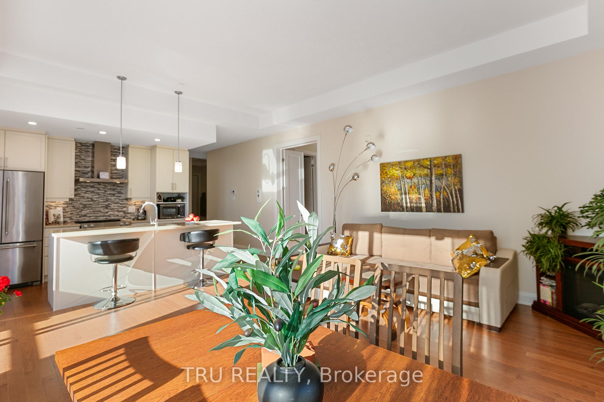 Photo 18 of Unit 201, 120 Cortile Private, Ottawa, Riverside South/Gloucester Glen — HOMEH