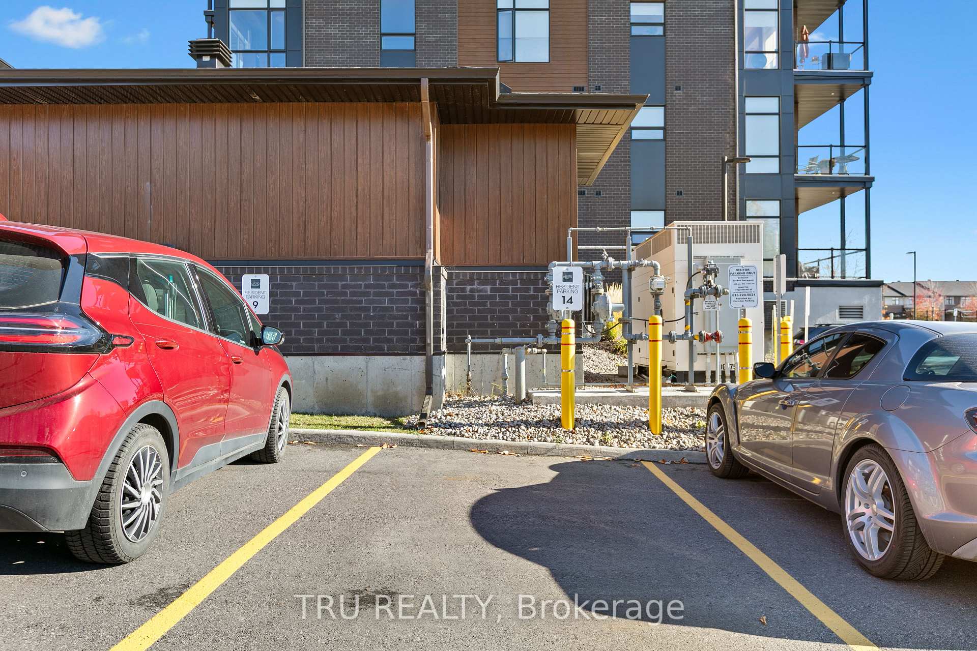 Photo 40 of Unit 201, 120 Cortile Private, Ottawa, Riverside South/Gloucester Glen — HOMEH