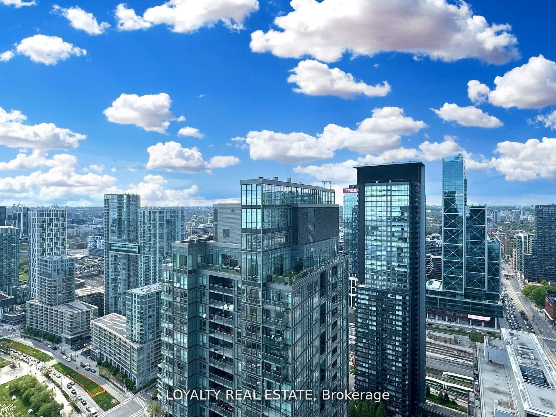 Photo 6 of Unit 5203, 11 Brunel Court, Toronto, Waterfront Communities — HOMEH