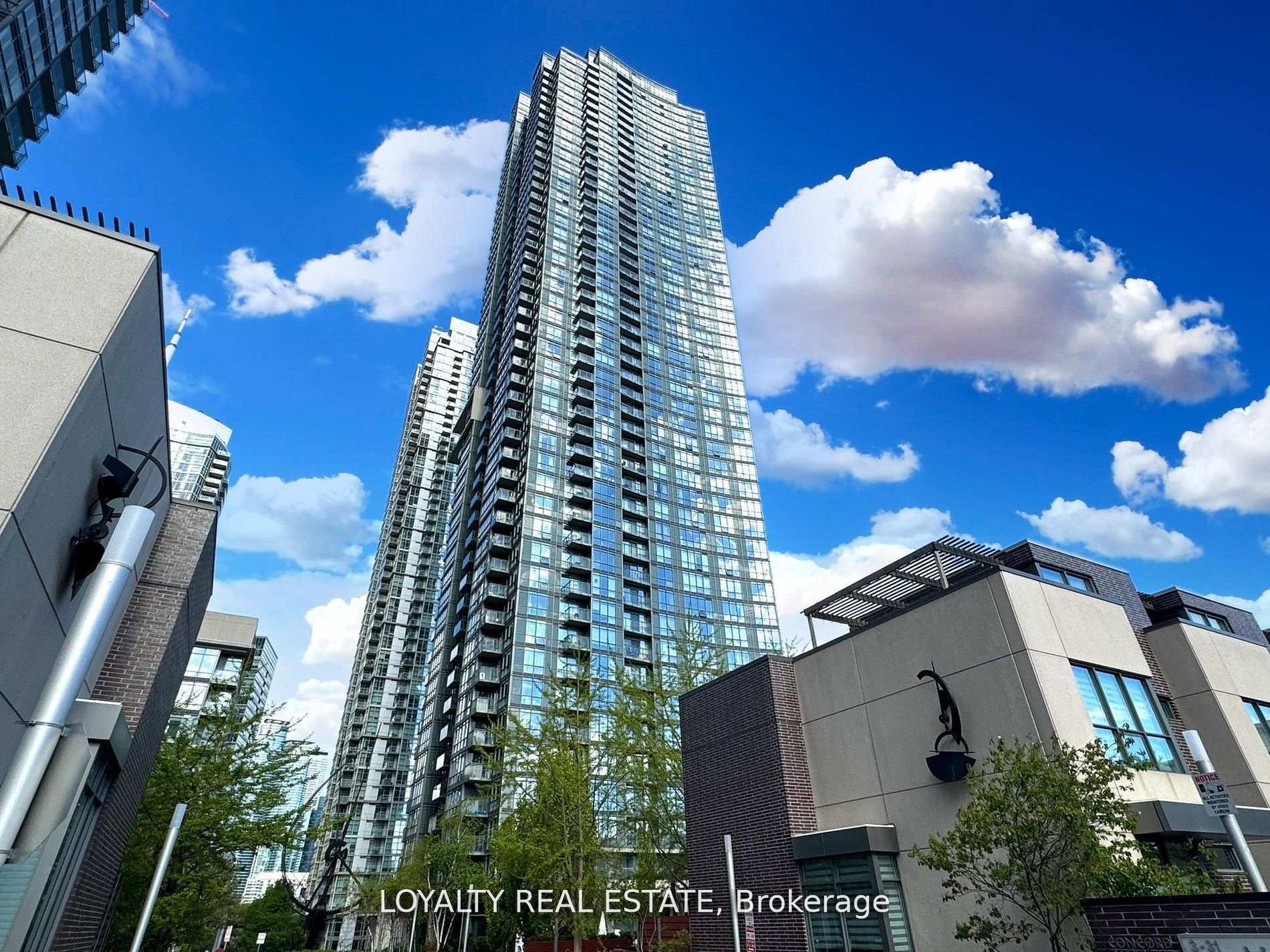 Photo 12 of Unit 5203, 11 Brunel Court, Toronto, Waterfront Communities — HOMEH