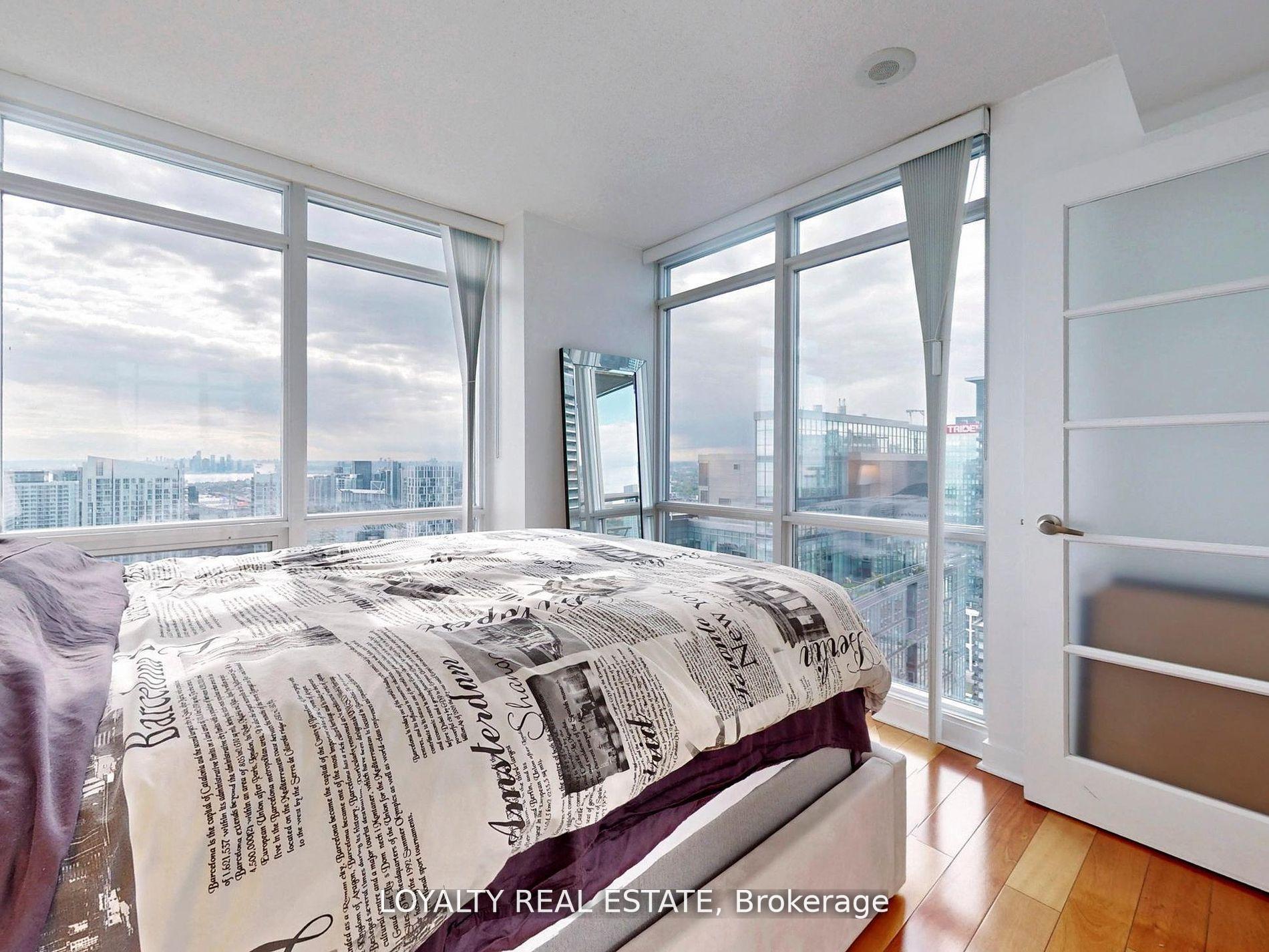Photo 19 of Unit 5203, 11 Brunel Court, Toronto, Waterfront Communities — HOMEH