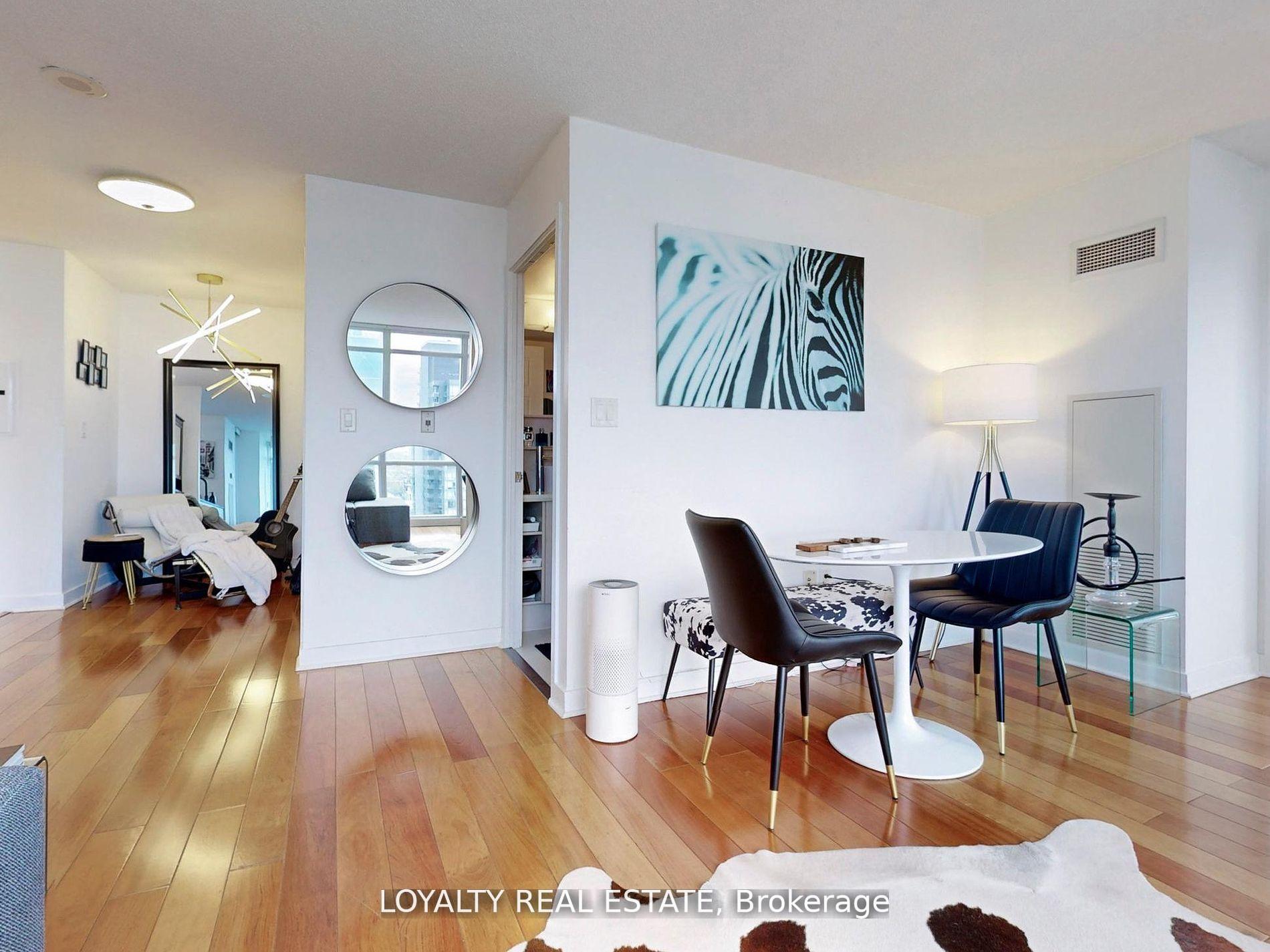 Photo 24 of Unit 5203, 11 Brunel Court, Toronto, Waterfront Communities — HOMEH
