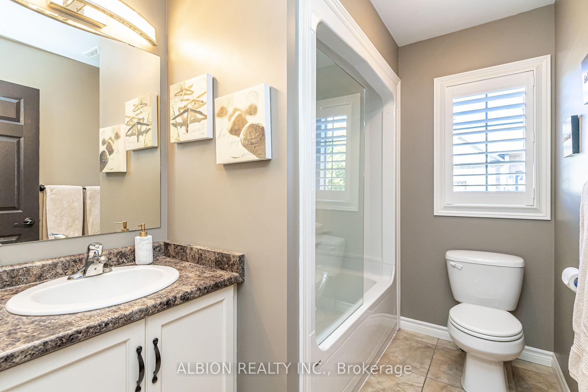 Photo 22 of Unit Unit #1, 8 Reddington Drive, Caledon, Rural Caledon — HOMEH
