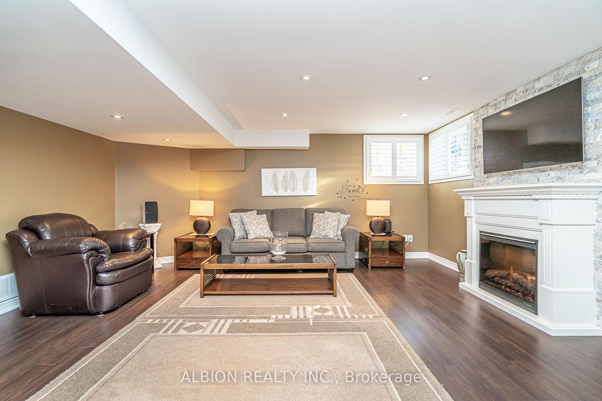 Photo 25 of Unit Unit #1, 8 Reddington Drive, Caledon, Rural Caledon — HOMEH