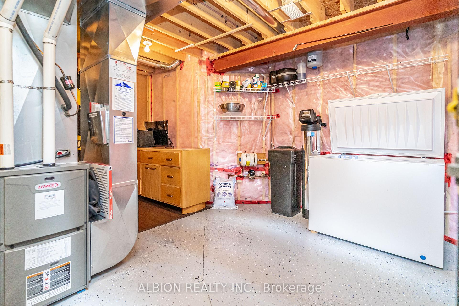 Photo 30 of Unit Unit #1, 8 Reddington Drive, Caledon, Rural Caledon — HOMEH