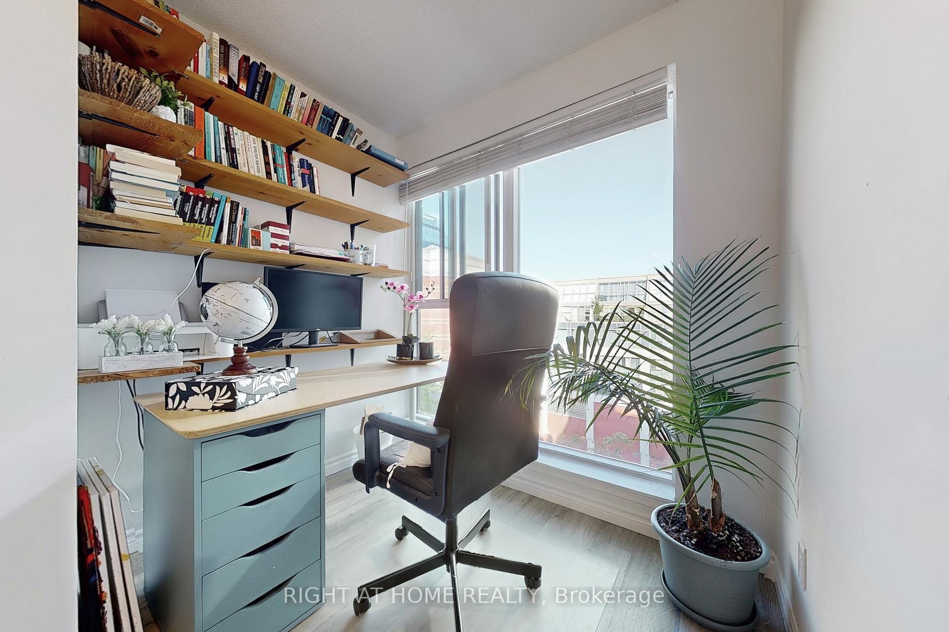 Photo 6 of Unit 705, 222 The Esplanade Avenue, Toronto, Waterfront Communities — HOMEH