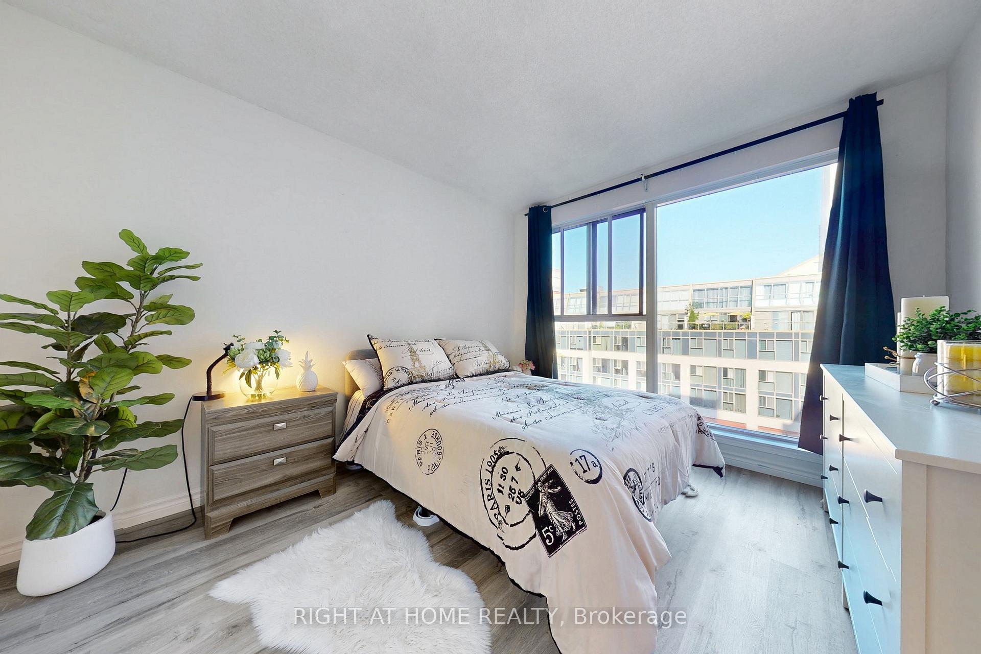 Photo 7 of Unit 705, 222 The Esplanade Avenue, Toronto, Waterfront Communities — HOMEH