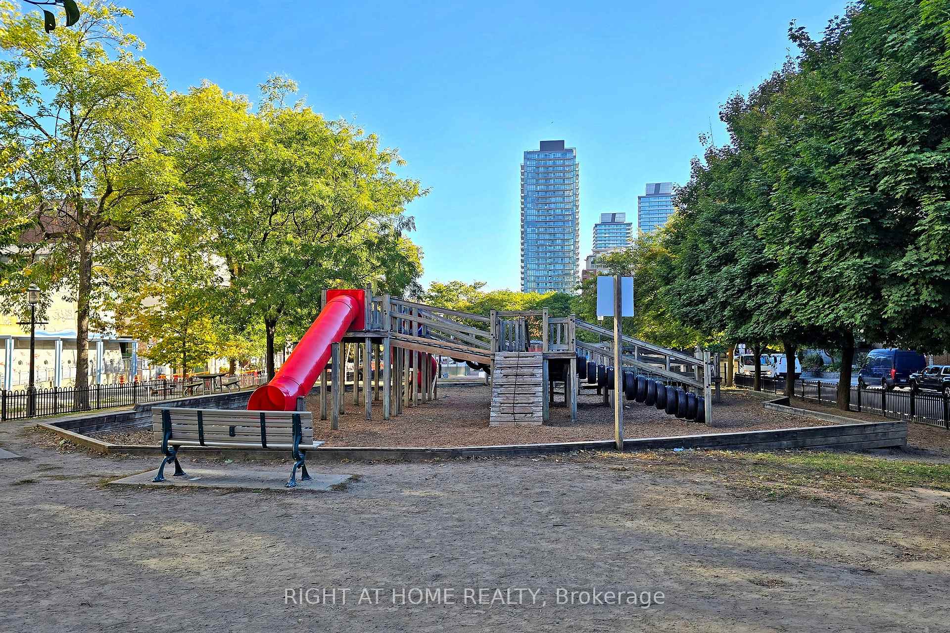 Photo 35 of Unit 705, 222 The Esplanade Avenue, Toronto, Waterfront Communities — HOMEH
