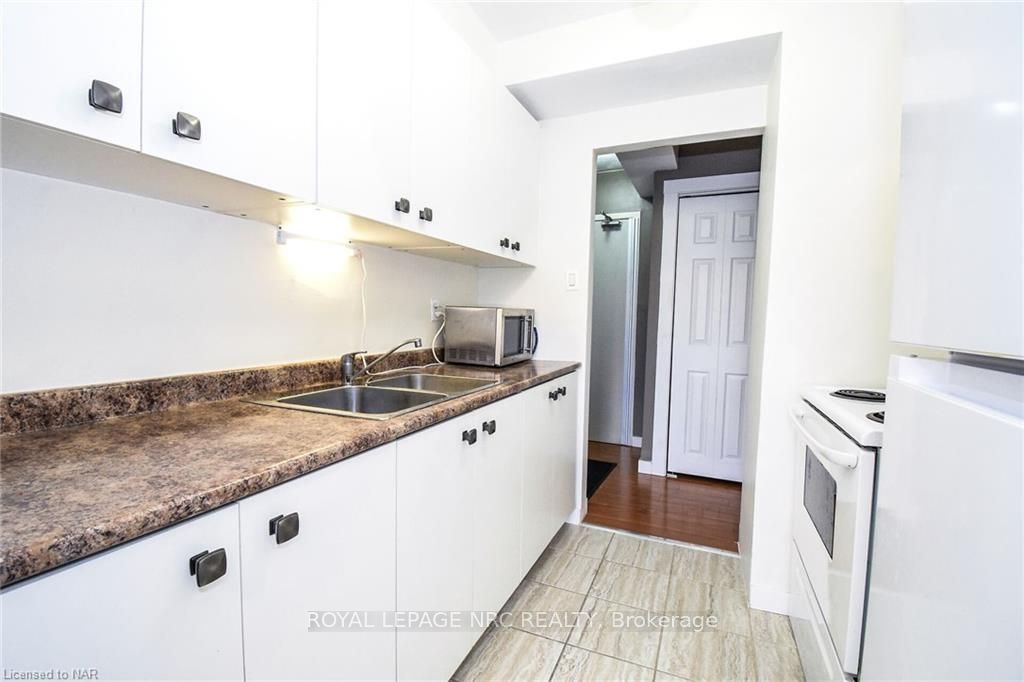 Photo 16 of Unit 908, 359 Geneva Street, St. Catharines, Fairview — HOMEH