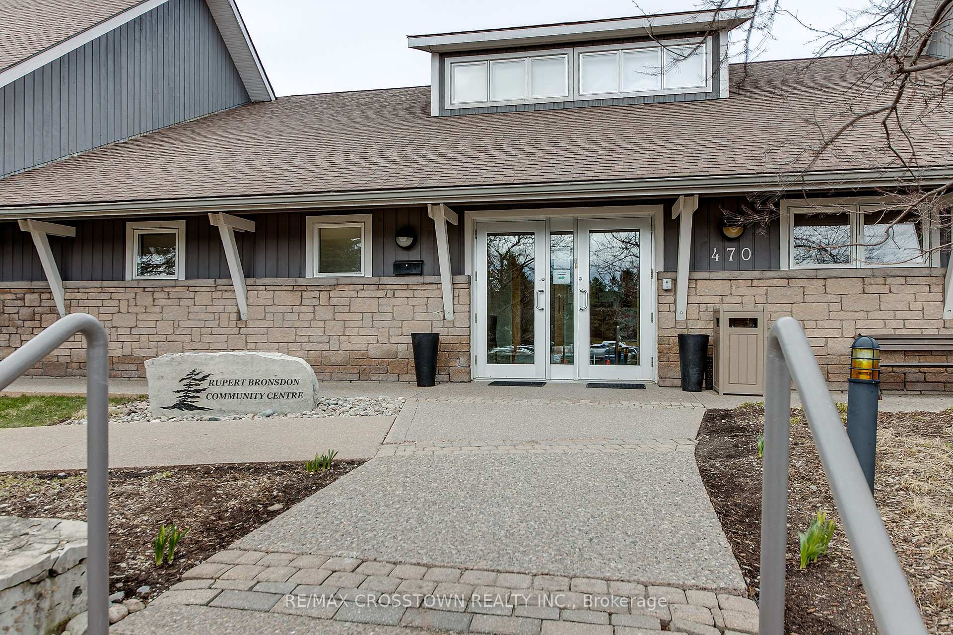 Photo 2 of Unit 10, 297 Mariners Way, Collingwood — HOMEH