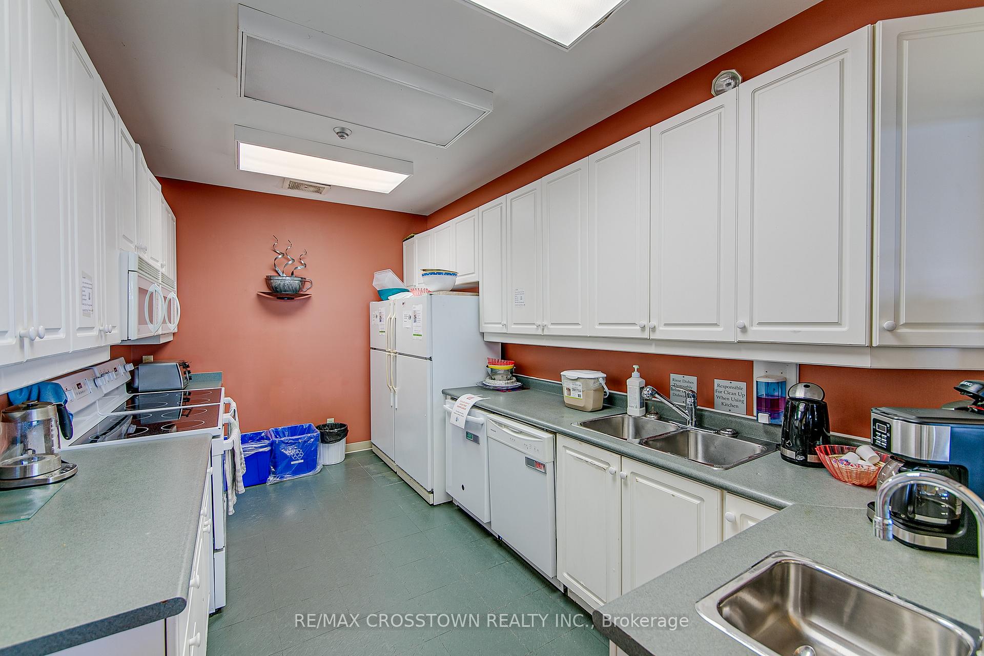 Photo 5 of Unit 10, 297 Mariners Way, Collingwood — HOMEH