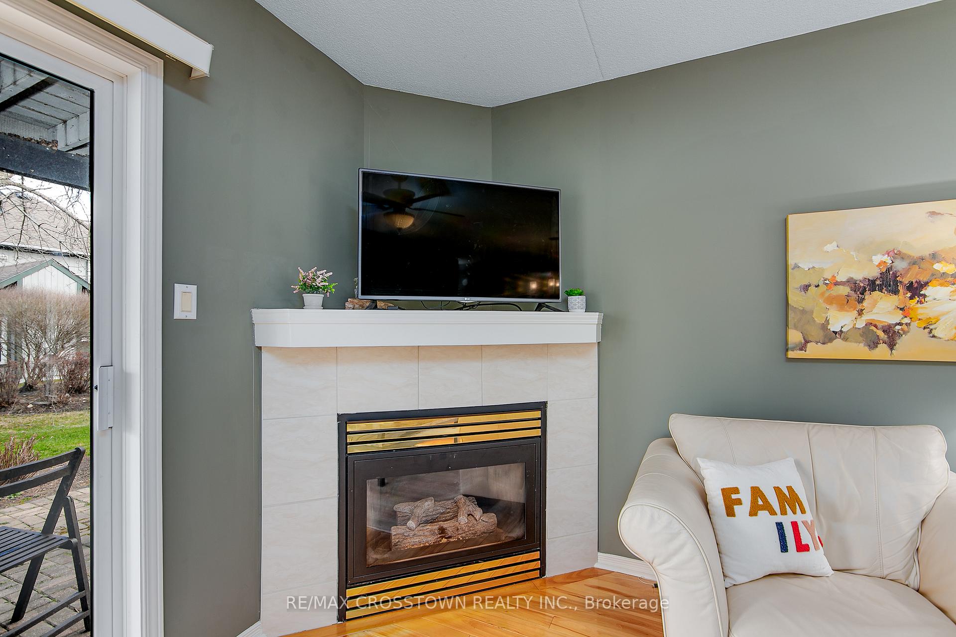 Photo 35 of Unit 10, 297 Mariners Way, Collingwood — HOMEH