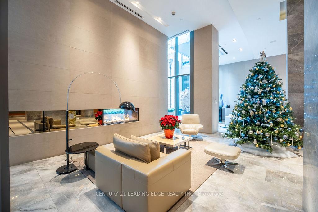 Photo 5 of Unit 814, 1 Bedford Road, Toronto, The Annex — HOMEH