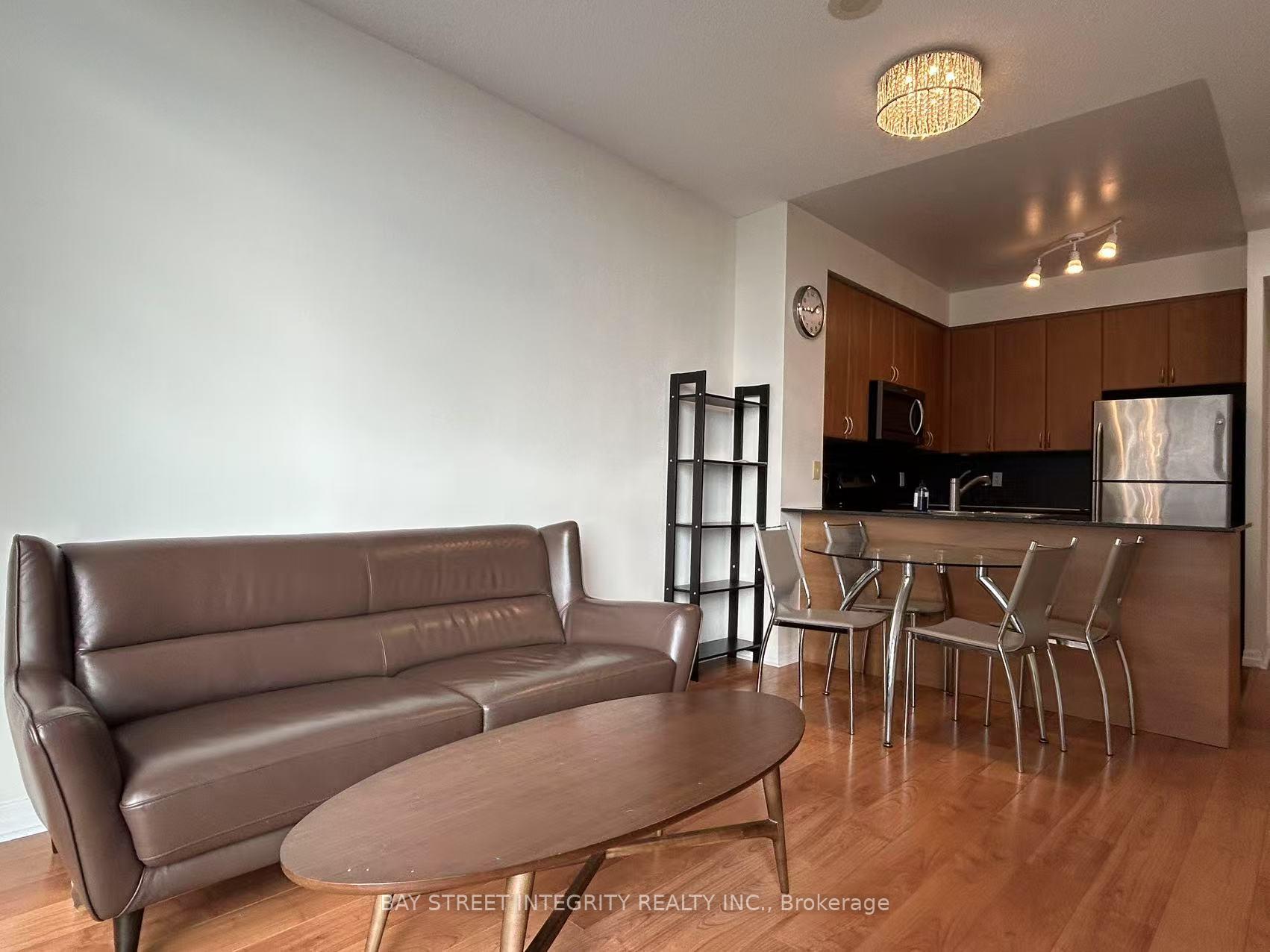Photo 8 of Unit 1211, 225 Webb Drive, Mississauga, City Centre — HOMEH