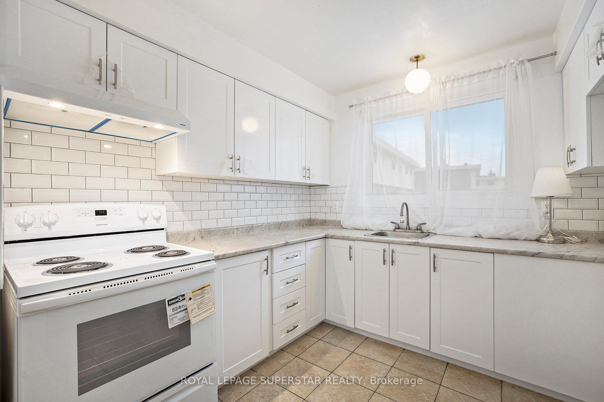 Photo 16 of Unit 25, 427 Moodie Drive, Ottawa, Bells Corners — HOMEH