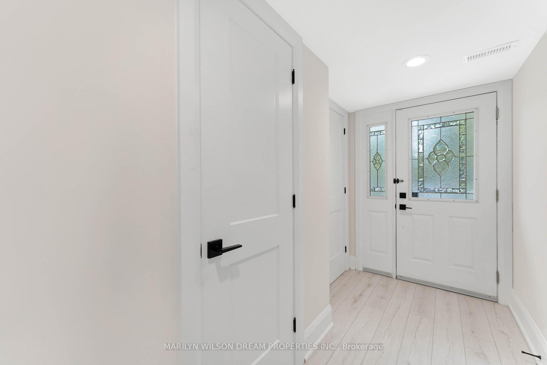 Photo 5 of 52 Metropole Private, Ottawa, Westboro North — HOMEH
