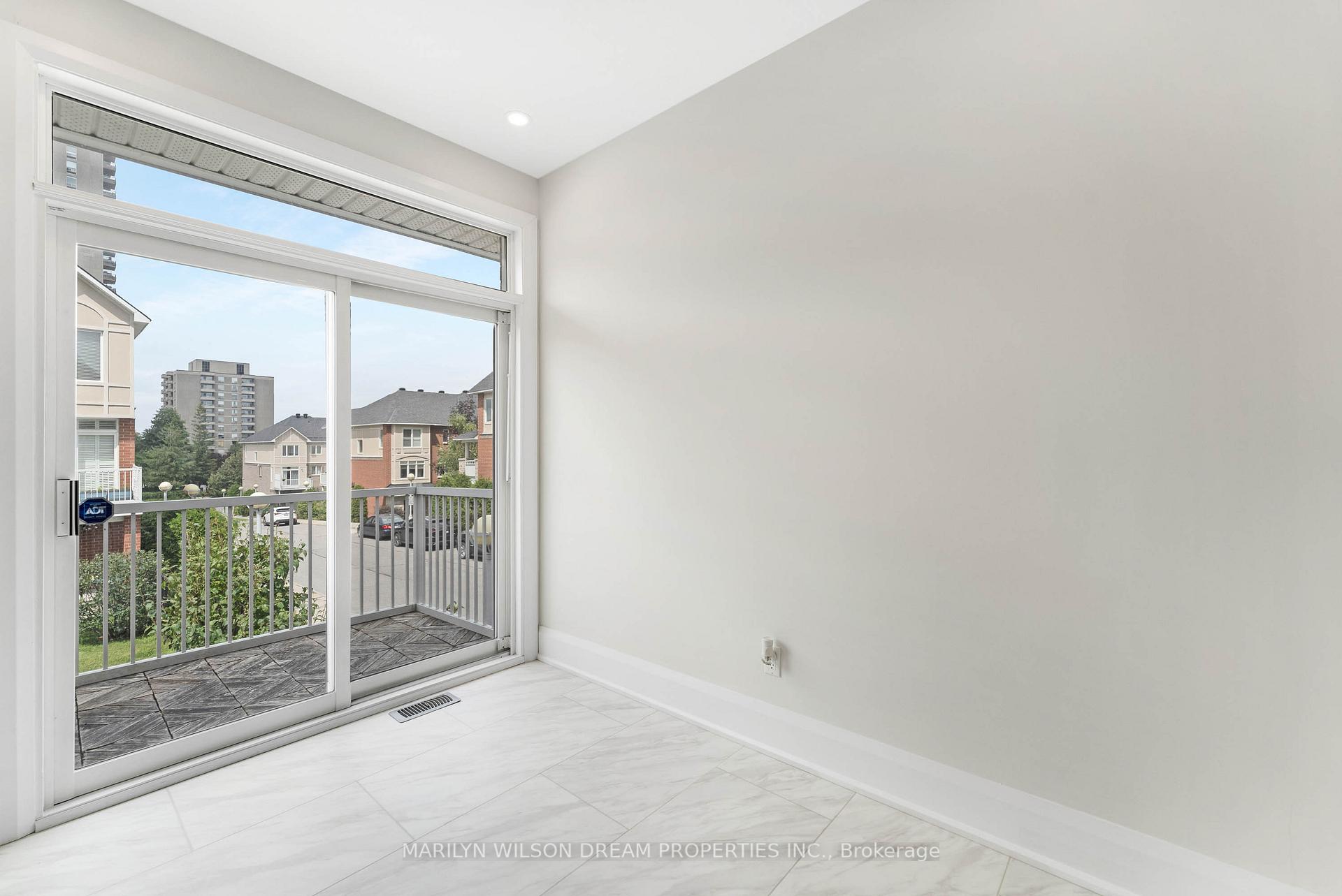 Photo 16 of 52 Metropole Private, Ottawa, Westboro North — HOMEH