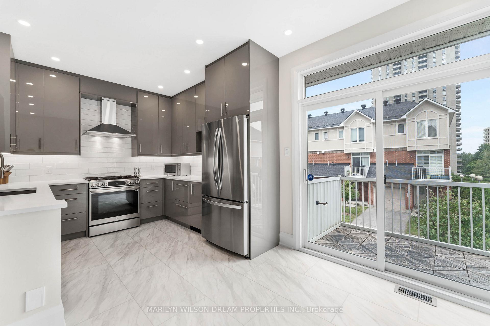 Photo 17 of 52 Metropole Private, Ottawa, Westboro North — HOMEH