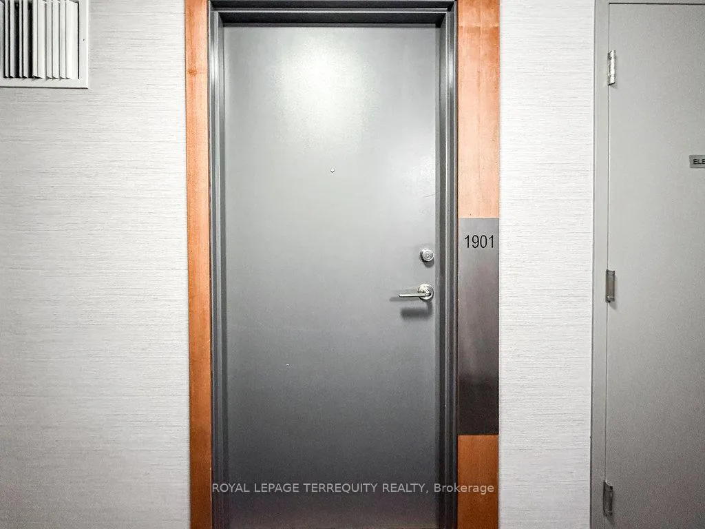 Photo 4 of Unit 1901, 100 Western Battery Road, Toronto, Niagara — HOMEH