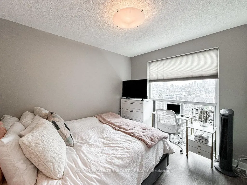 Photo 14 of Unit 1901, 100 Western Battery Road, Toronto, Niagara — HOMEH