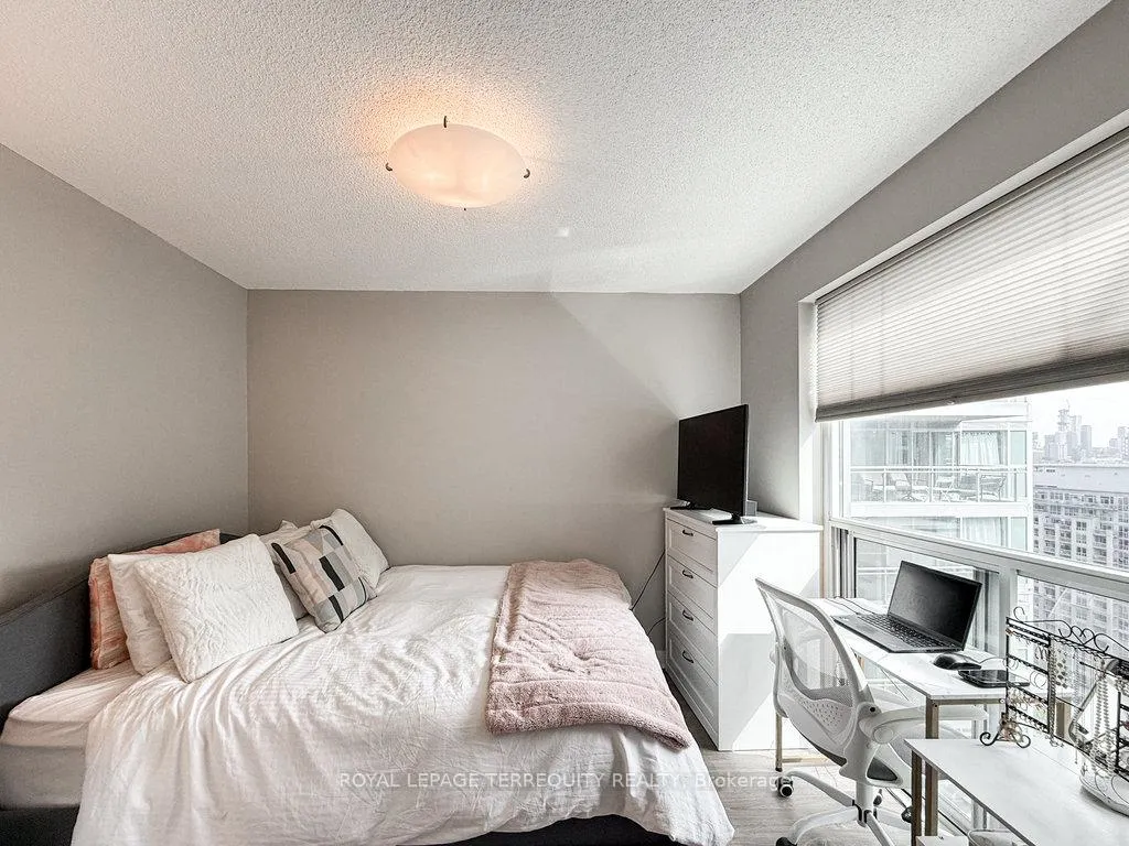 Photo 17 of Unit 1901, 100 Western Battery Road, Toronto, Niagara — HOMEH