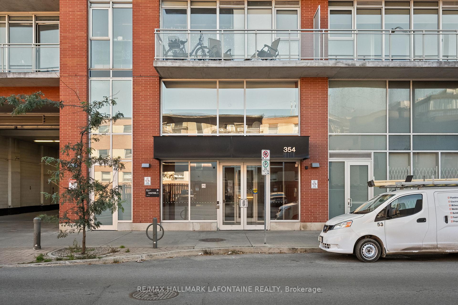 Photo 3 of Unit 224, 354 Gladstone Avenue, Ottawa, Ottawa Centre — HOMEH