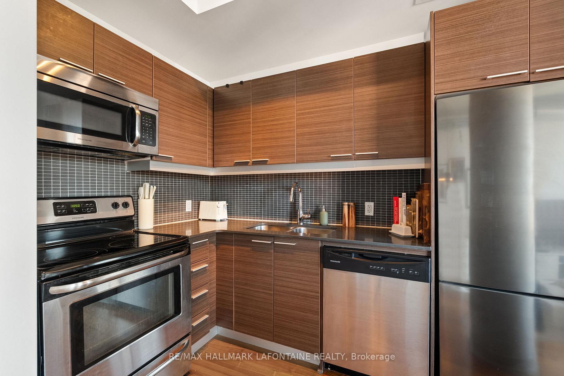 Photo 10 of Unit 224, 354 Gladstone Avenue, Ottawa, Ottawa Centre — HOMEH