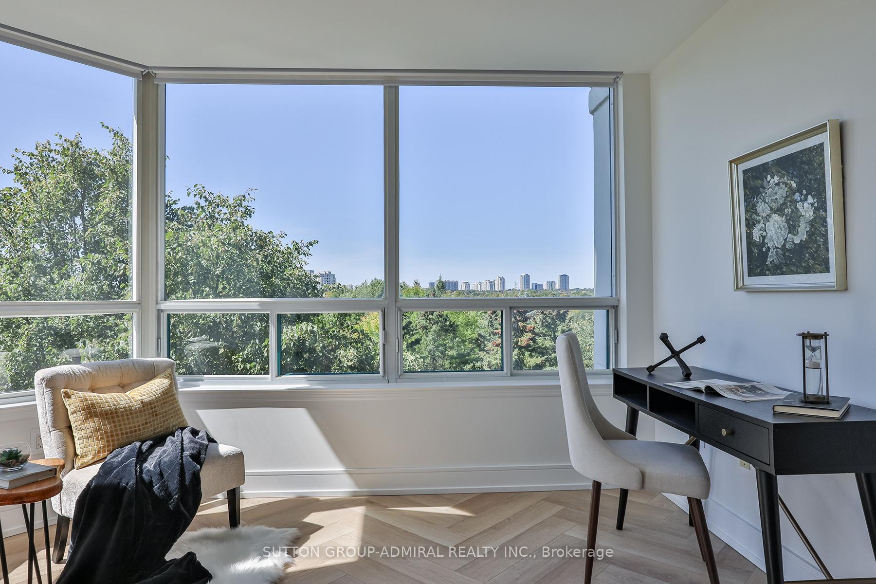 Photo 8 of Unit 610, 7250 Yonge Street, Vaughan, Crestwood-Springfarm-Yorkhill — HOMEH