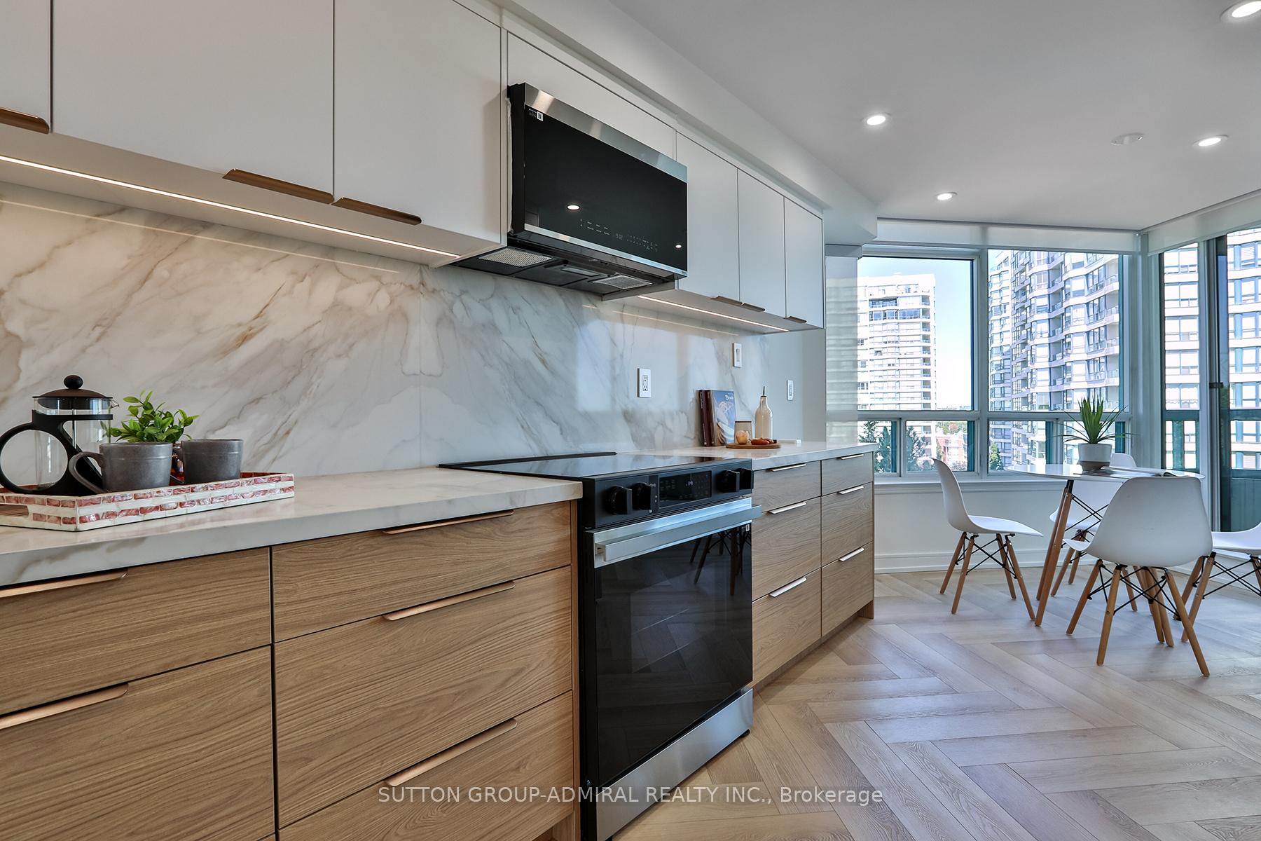 Photo 9 of Unit 610, 7250 Yonge Street, Vaughan, Crestwood-Springfarm-Yorkhill — HOMEH