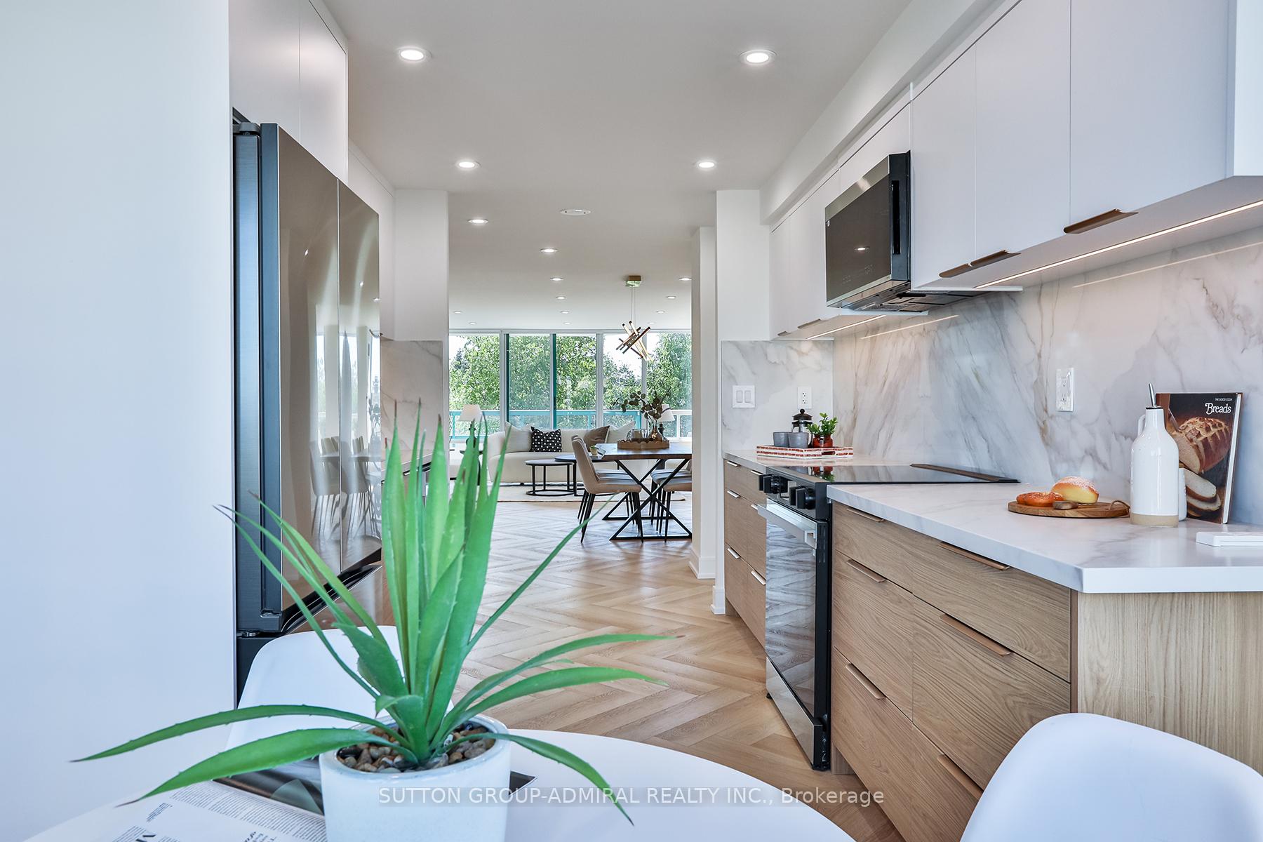 Photo 11 of Unit 610, 7250 Yonge Street, Vaughan, Crestwood-Springfarm-Yorkhill — HOMEH