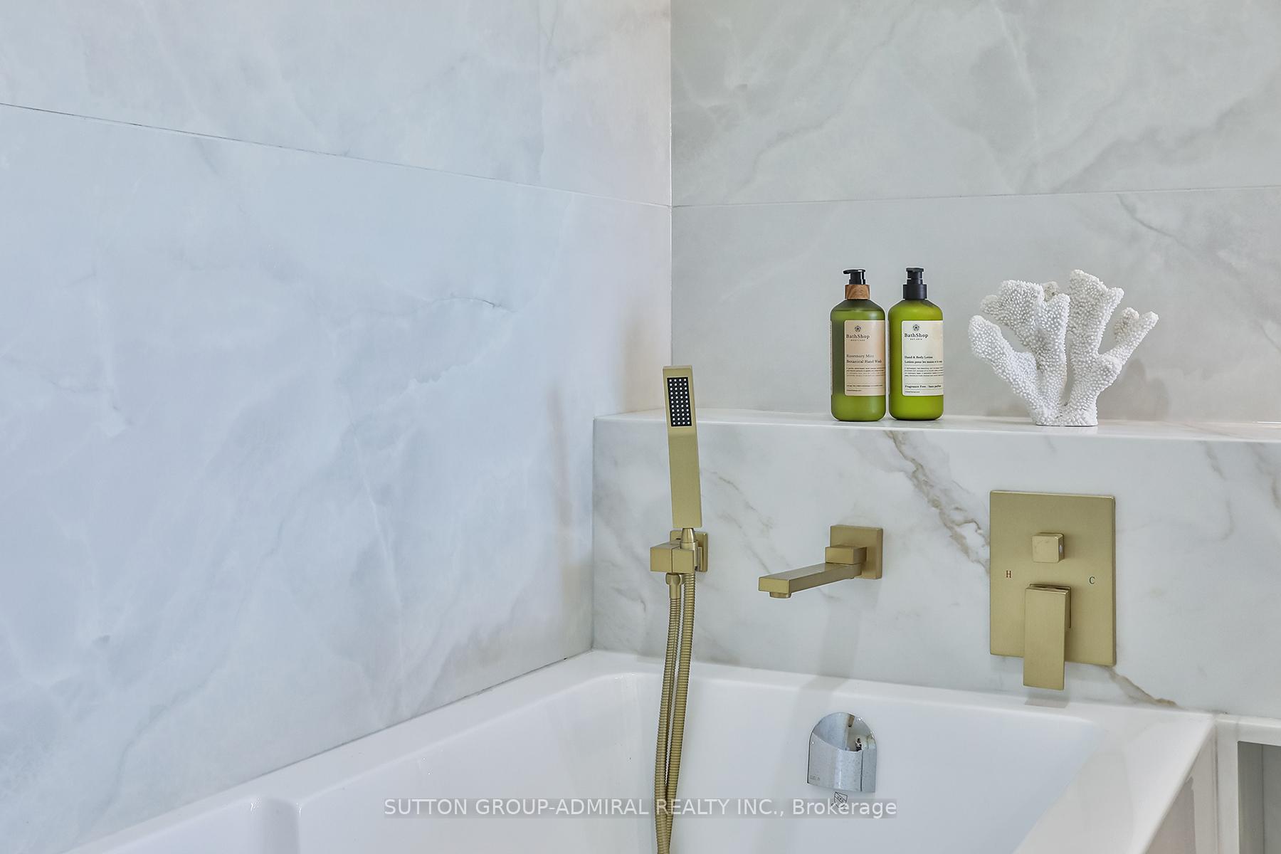 Photo 18 of Unit 610, 7250 Yonge Street, Vaughan, Crestwood-Springfarm-Yorkhill — HOMEH