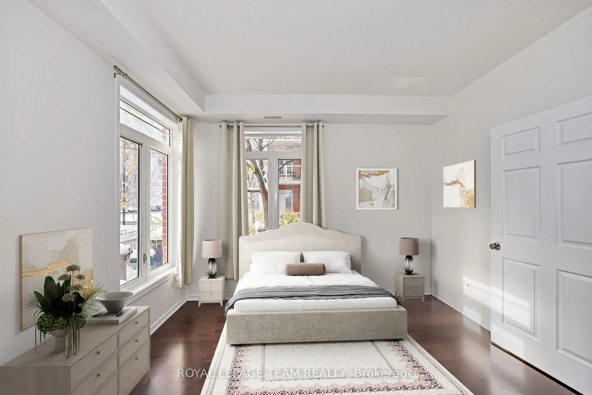 Photo 14 of Unit B, 250 Meilleur Private, Ottawa, Vanier — HOMEH